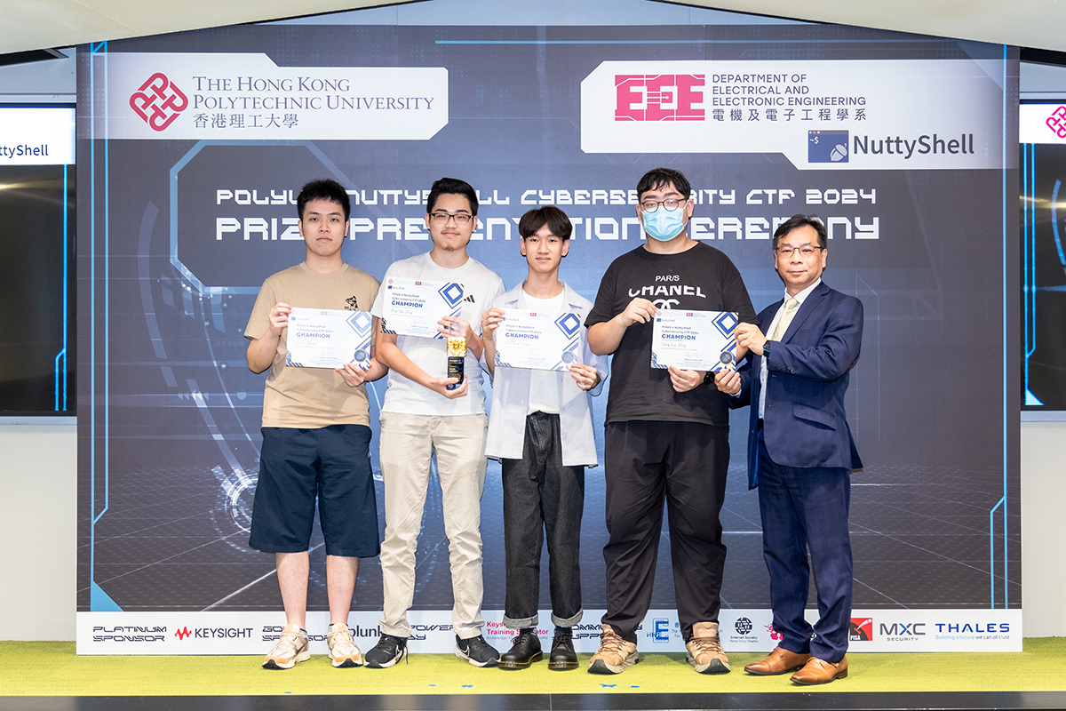 Mr Michael Chan, Chief Systems Manager (Cyber Security), presented trophy and award certificates to Tertiary Category Champion team at the “PolyU x NuttyShell Cybersecurity CTF 2024 Prize Presentation Ceremony”.