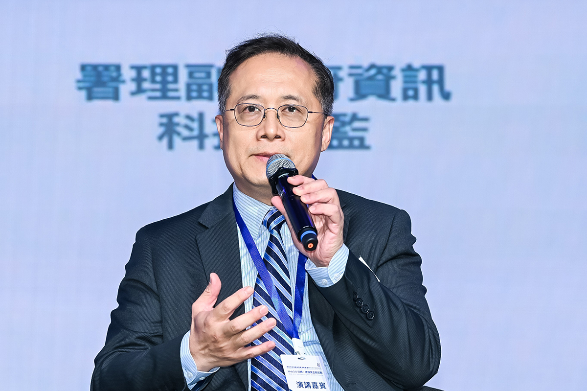 署理副政府资讯科技总监黄敬文于八月十五日在「创新科技与艺术发展高峰论坛 2023」的边界圆桌研讨会上回应提问。